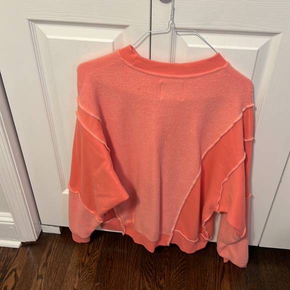 Urban Outfitters BDG Quincy Pullover Pink Sweatshirt - Picture 5 of 7